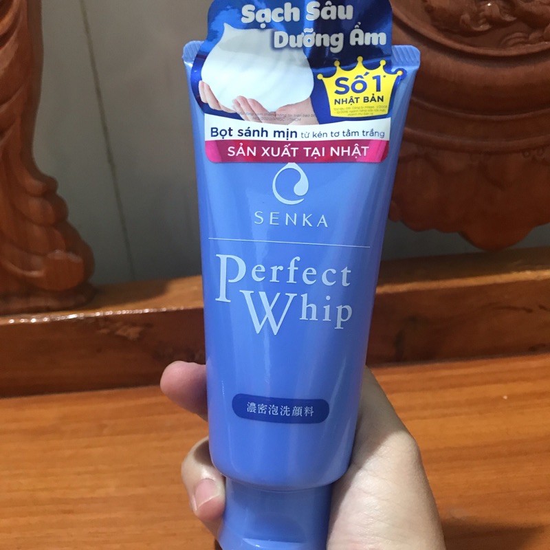 Sữa Rửa Mặt Senka Perfect Whip