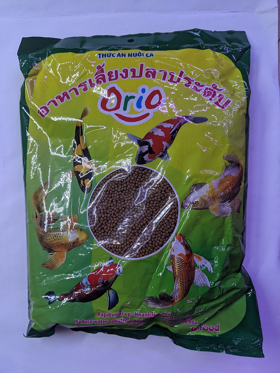 Thức ăn cho cá 500gram hạt nhỏ Việt Nam