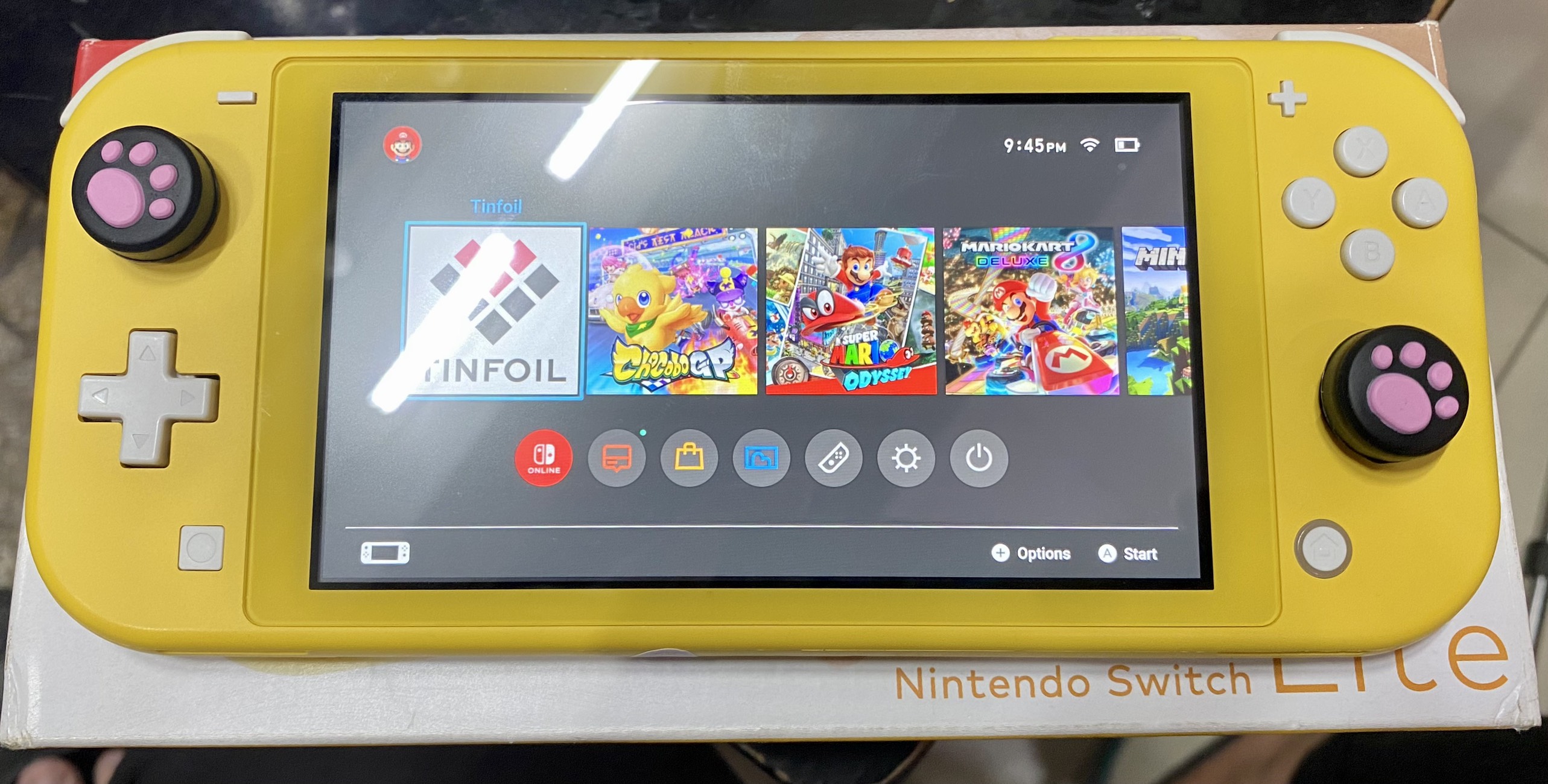 Nintendo Switch Lite 128GB có thể tự down game - hàng chính hãng