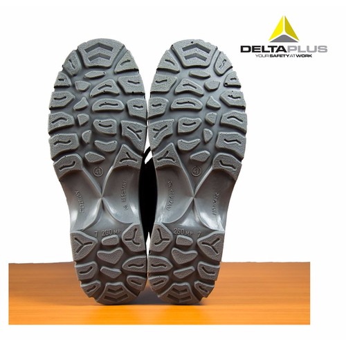 Giày bảo hộ Deltaplus Jumper Jet2 size 38-44