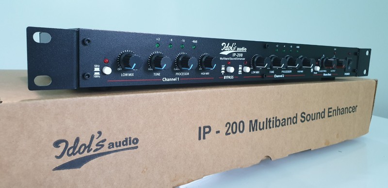 Máy nâng tiếng cao cấp Idol IP200