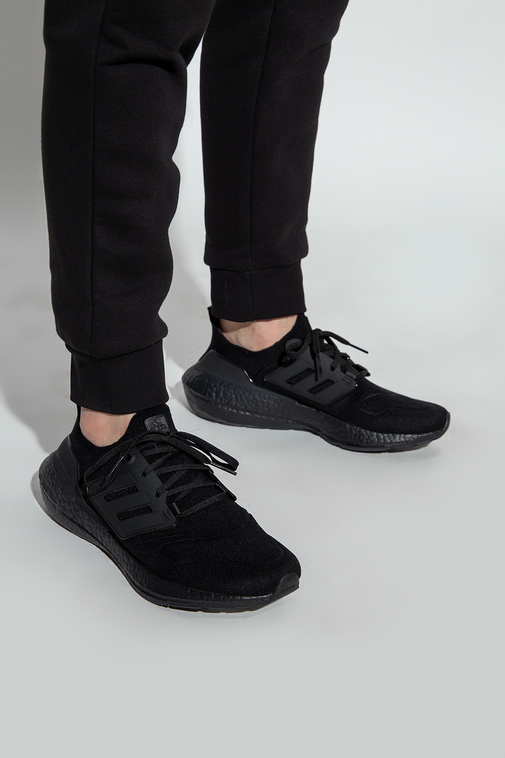 [HOÀN TIỀN MAX 6%] Giày Ultra Boost 22 ' Triple Black '