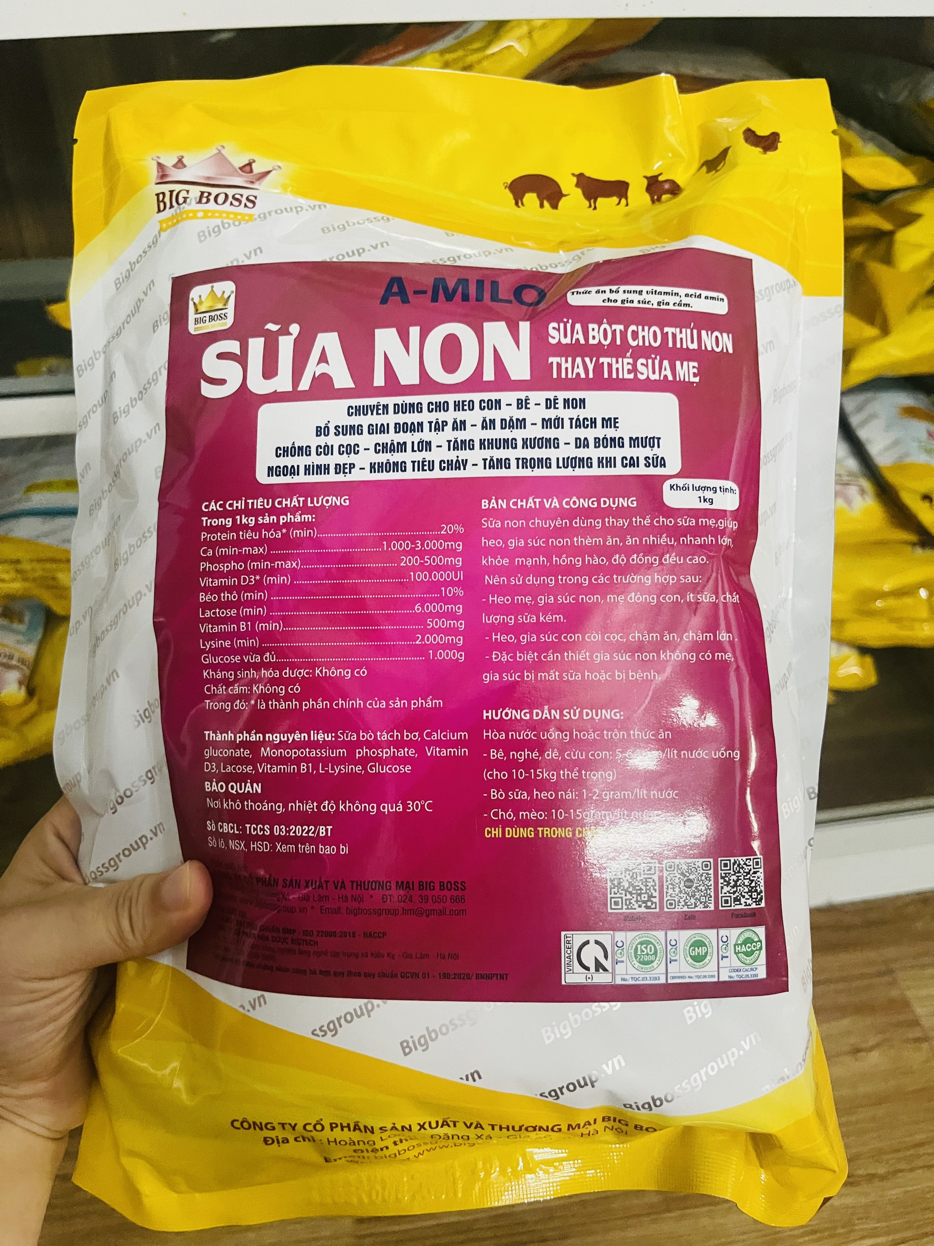 Sữa non cho lợn, trâu, bò, dê