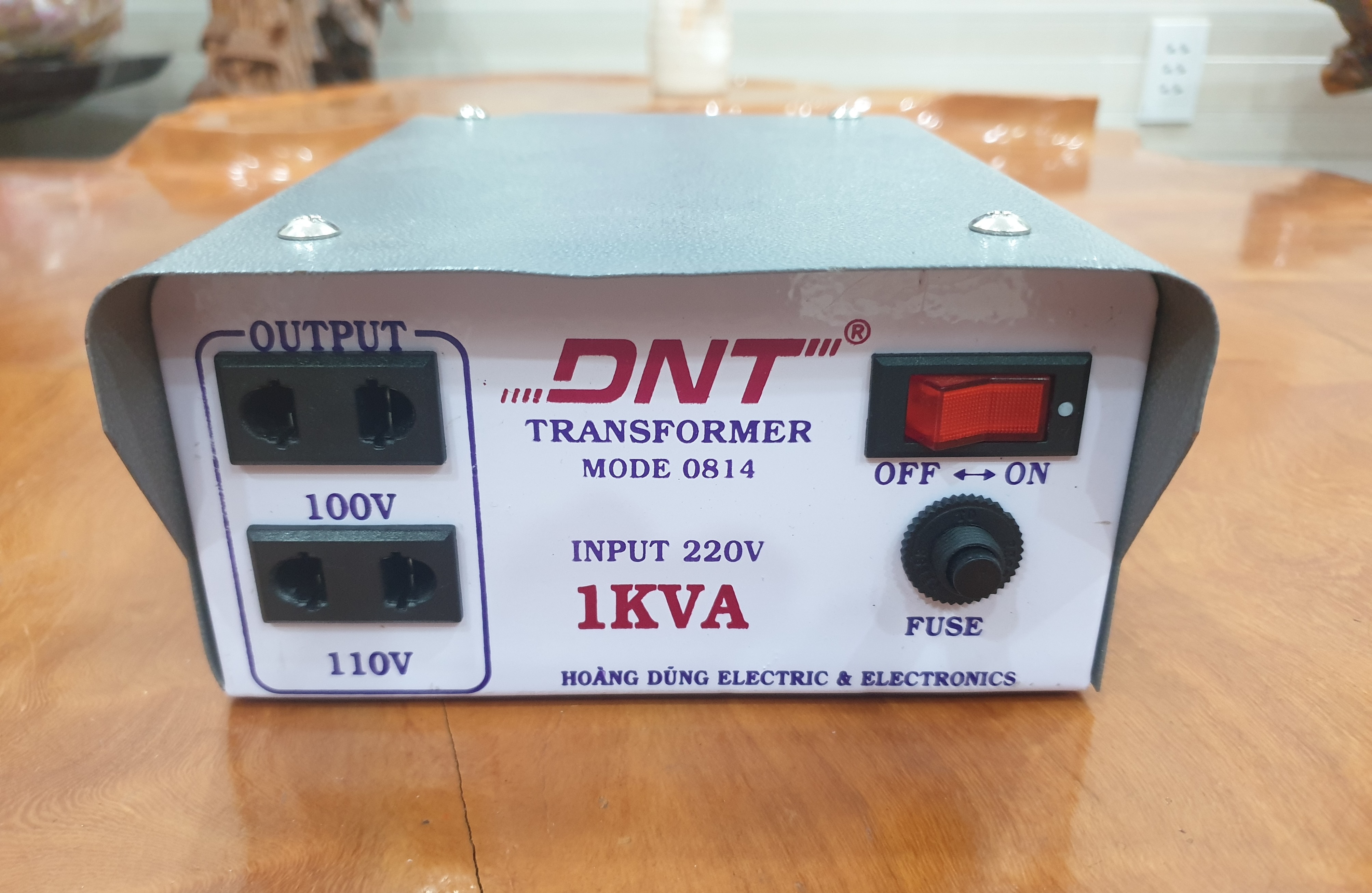[HCM]Biến áp treo tường DNT loại 1KVA