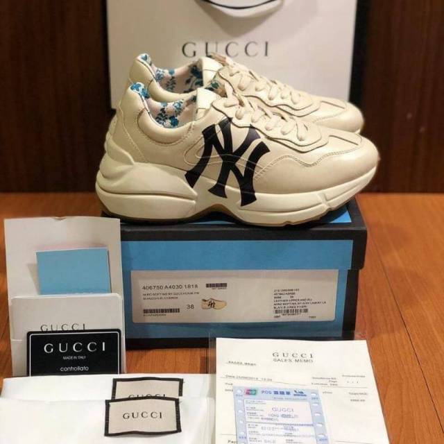 Giày Sneaker Guccii Sneaker Rhyton Cream NY ( Giày Guccii Yankess chữ w)