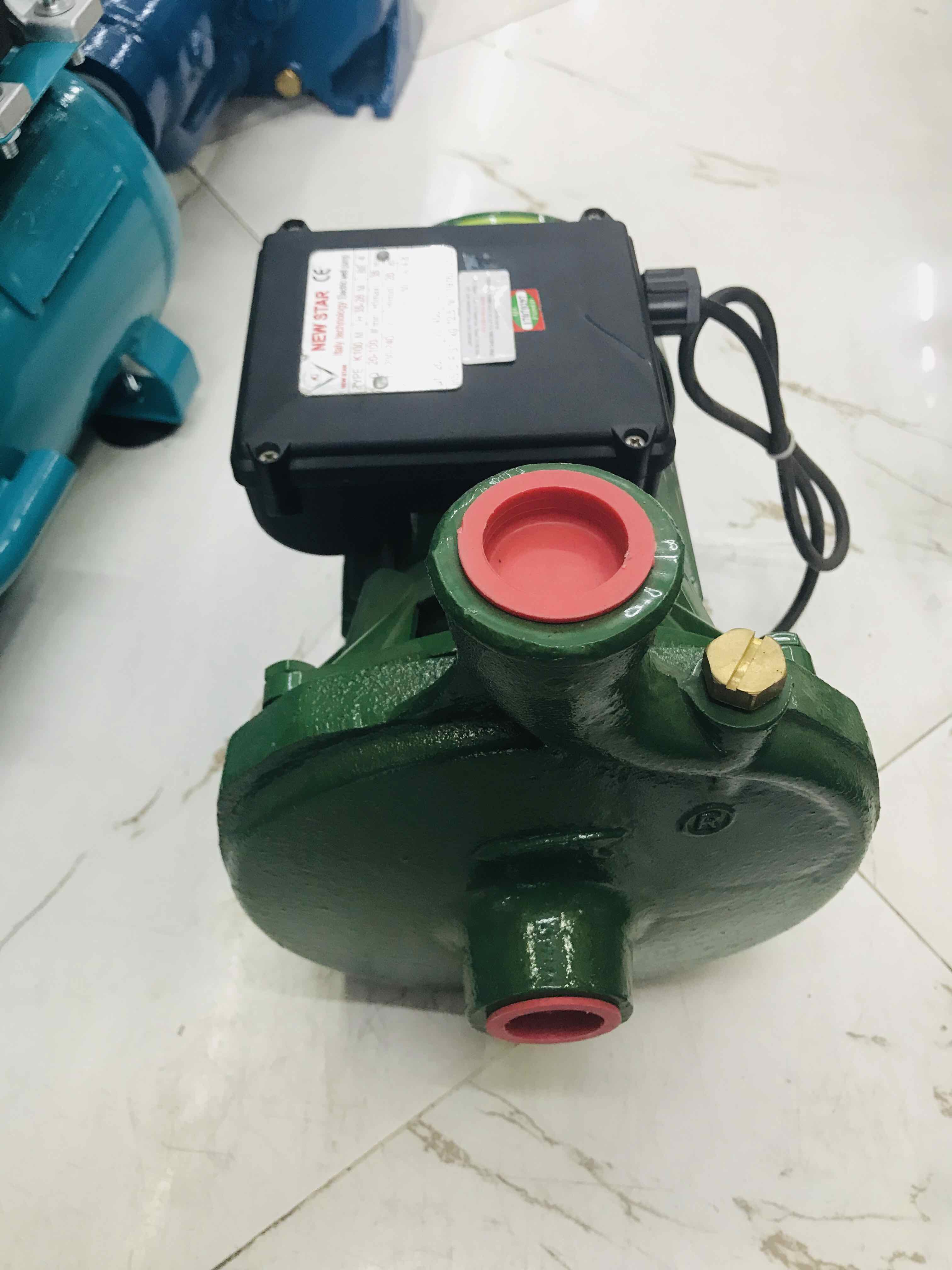 Máy bơm ly tâm Newstar 750w 1HP