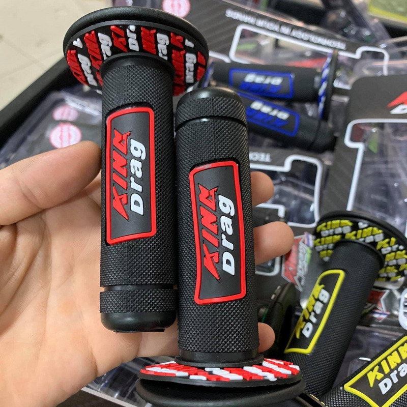 [PHONG CÁCH NGƯỜI CHƠI] CẶP BAO TAY LÁI, CẶP BAO TAY GHI ĐÔNG CAO SU ÊM ÁI, MỀM MẠI GẮN CÁC DÒNG XE YAMAHA HONDA SUZUKI (MÀU ĐỎ)