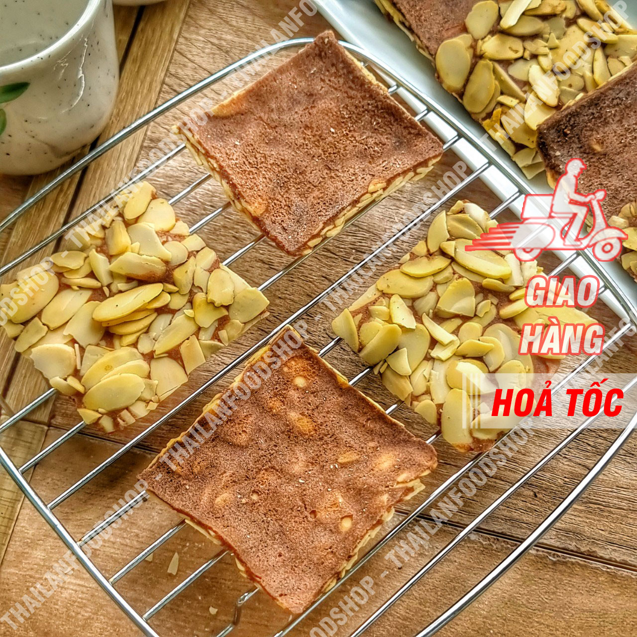 Bánh Ngói Hạnh Nhân Chocolate - Lon 300gr