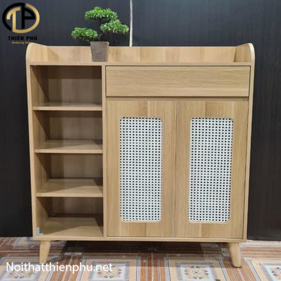 Tủ giầy gỗ 2 cánh phối mây có giá, tủ gỗ nội thất phòng khách hiện đại. C90xR90xS30cm. Gỗ MDF cao cấp. Khoan sẵn lỗ, lắp ráp dễ dàng