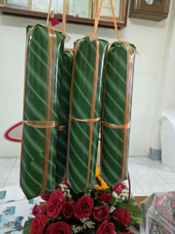 Lá chuối giả gói nem chua, chả lụa size 32*32 (gói 200-300gram nem chả)