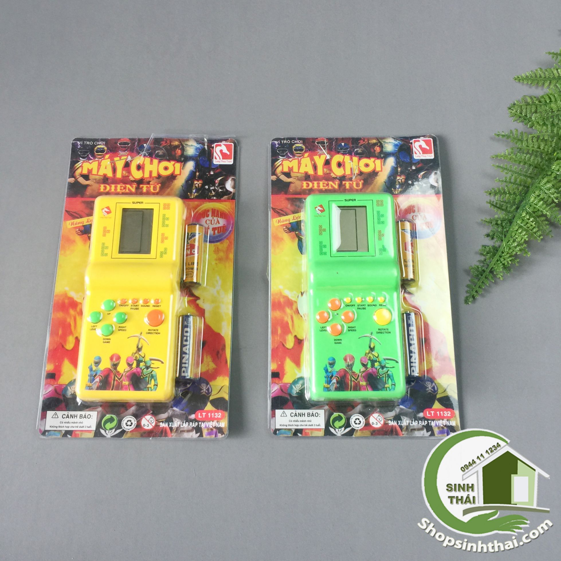 [HCM]Máy Chơi Game 4 Nút Huyền Thoại BENRIKIDS-GAME (Màu Ngẫu Nhiên)