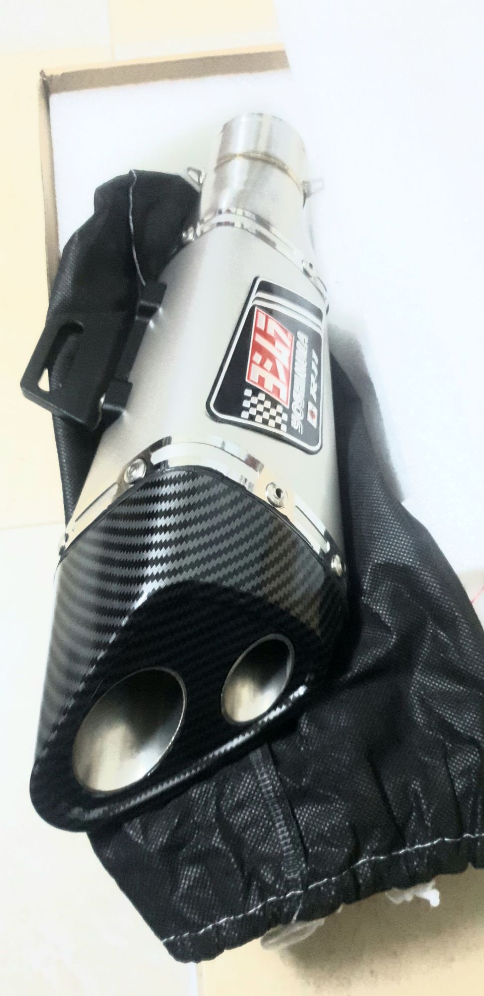 PÔ YOSHIMURA R11 CACBON TAM GIÁC HAI ỐNG XẢ