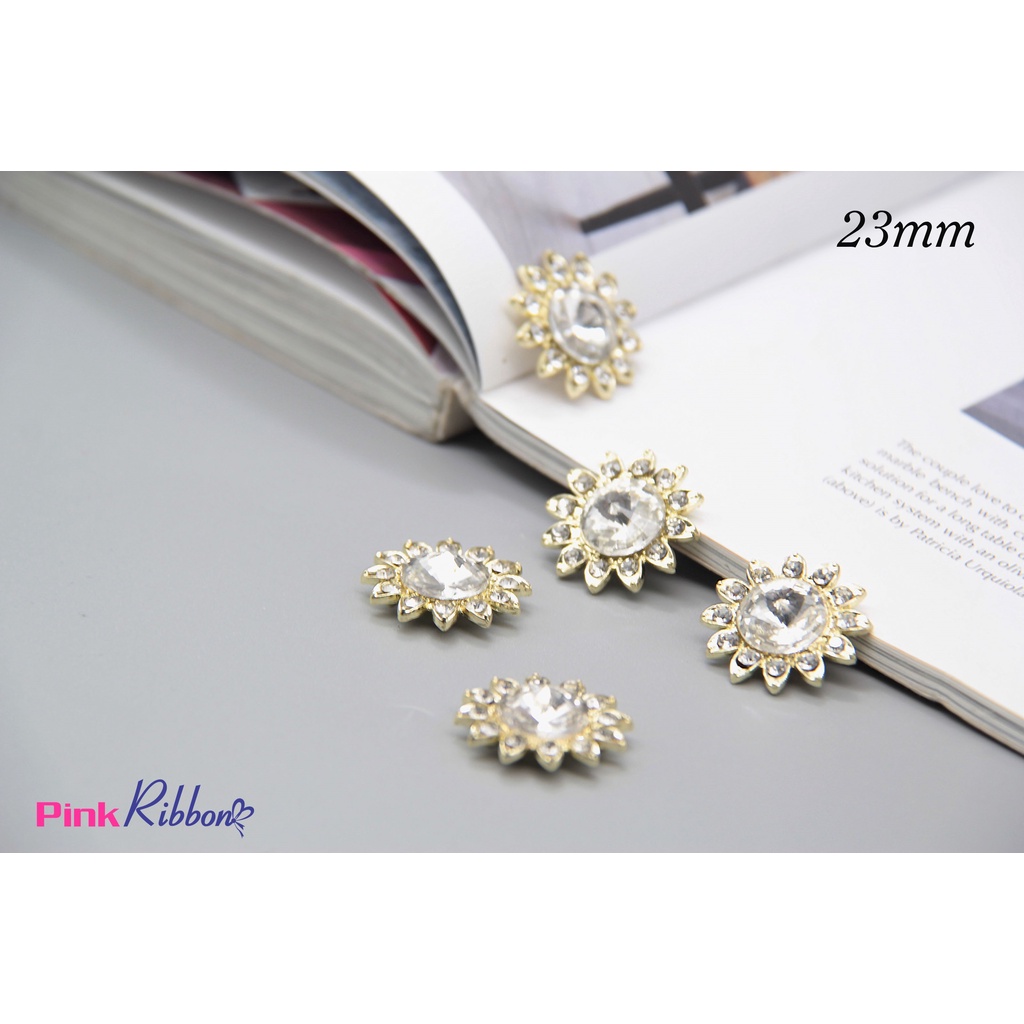 Charm mặt trời đá trong 23mm