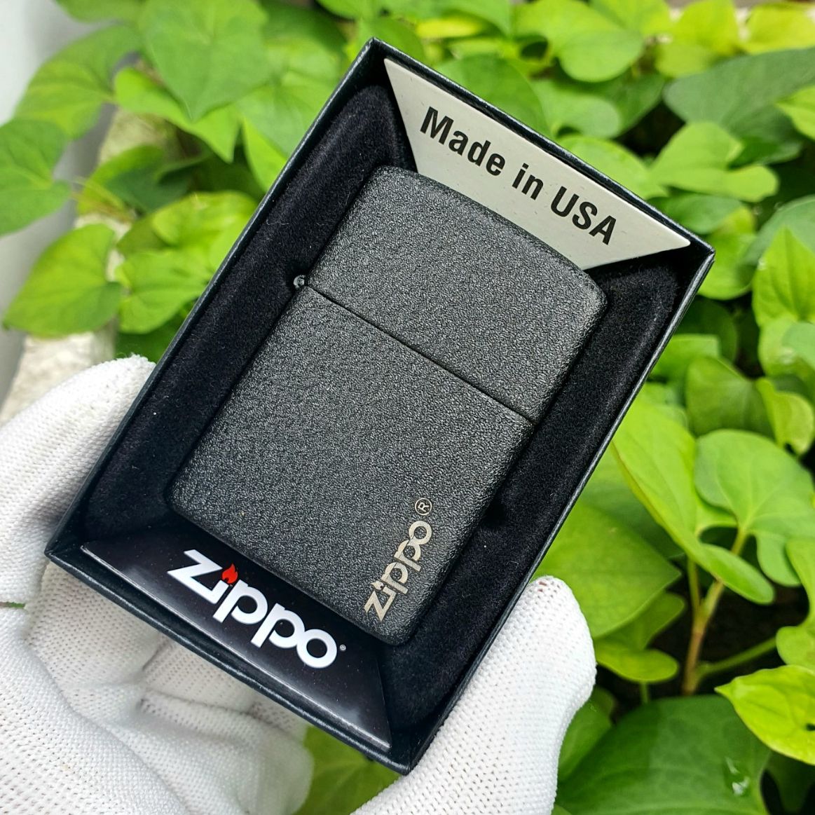 Bật lửa zippo đen nhám có hộp kèm tem đỏ hột quẹt xăng đá độc lạ - nắng xuân
