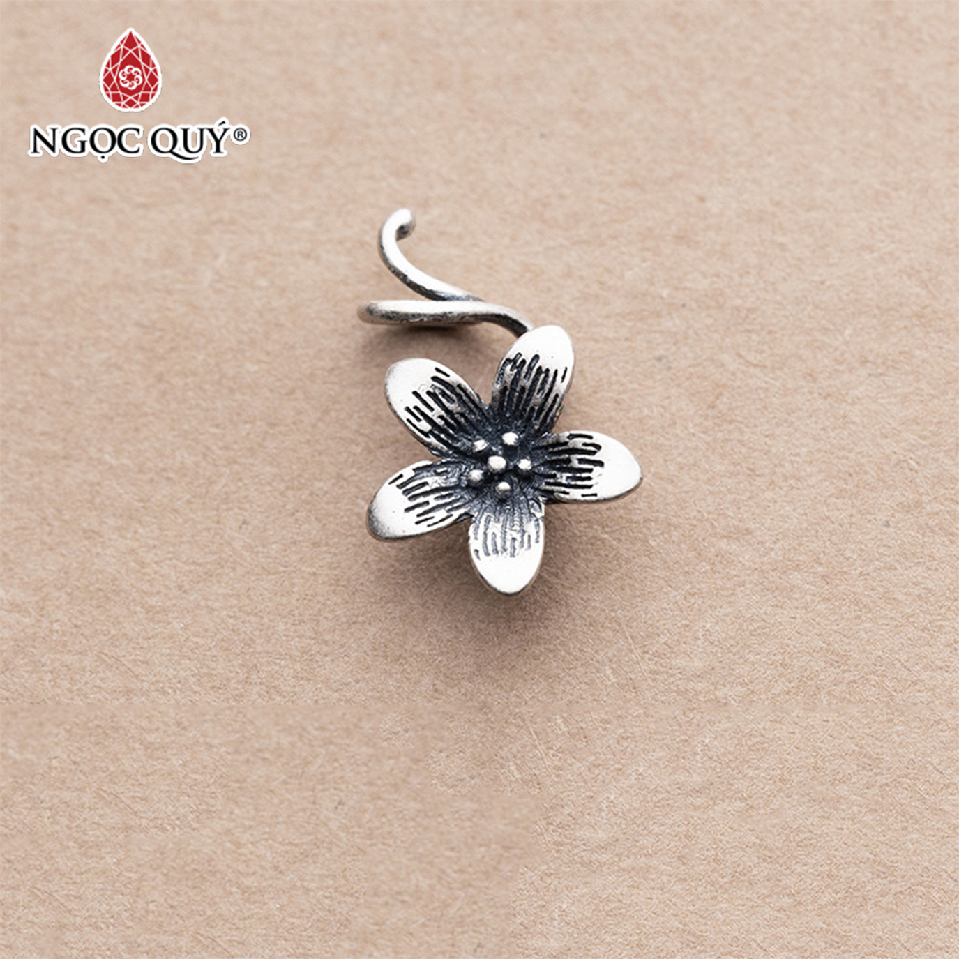 CHarm bạc hoa 5 cánh treo - Ngọc Qúy Gemstones