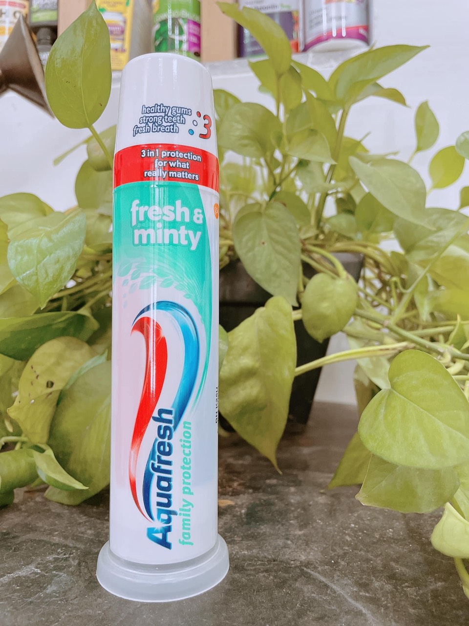Kem đánh răng AquaFresh Nga