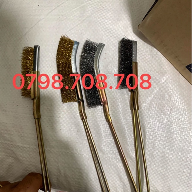 Bàn Chải Đánh Rỉ Sét