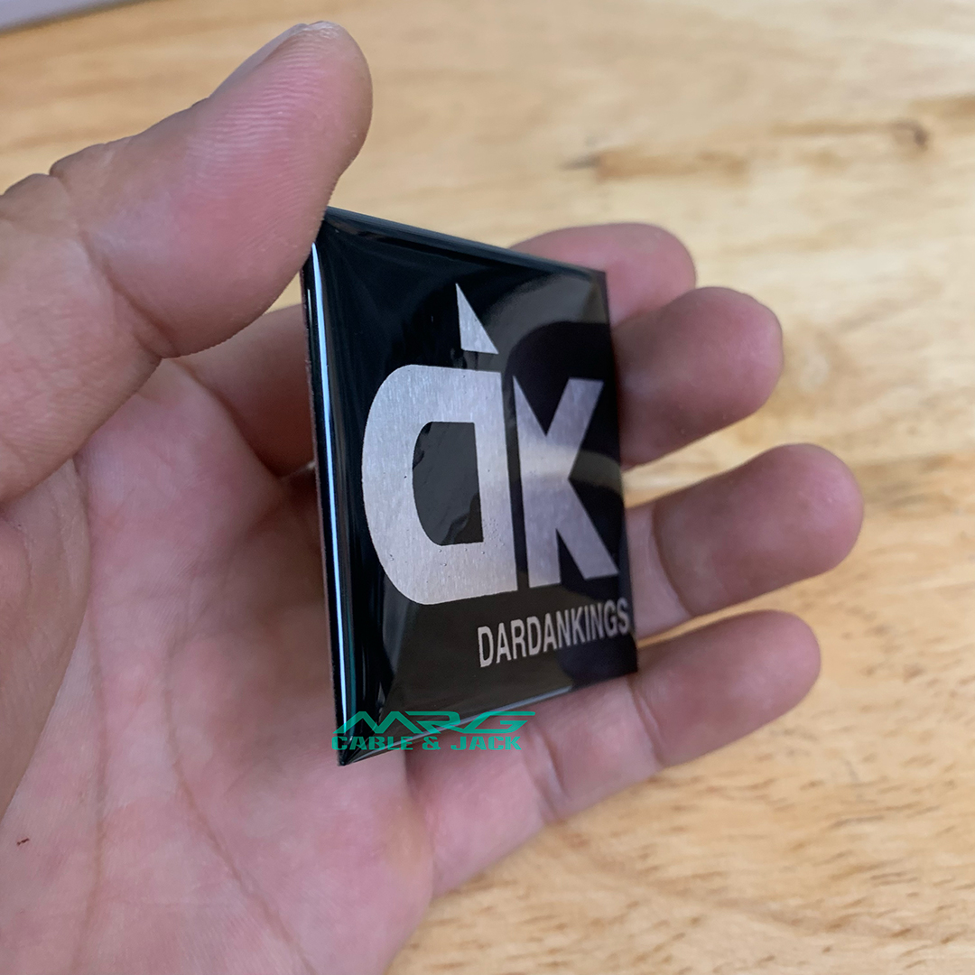 Tem Loa DK, vuông 5cm, giá 1 cặp.