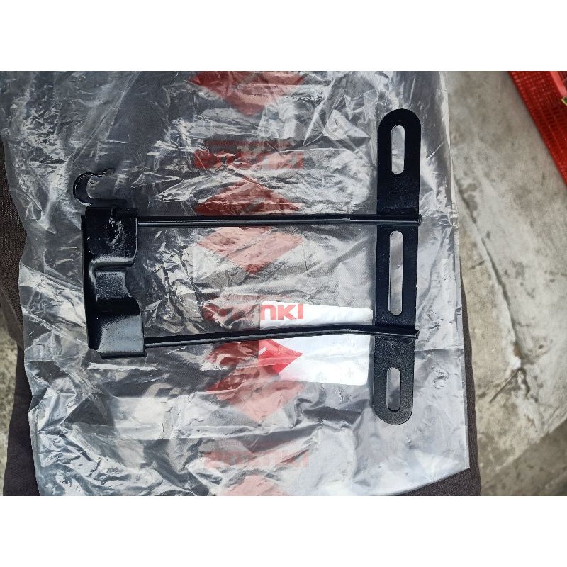 pát biển số trước satria fi raider fi