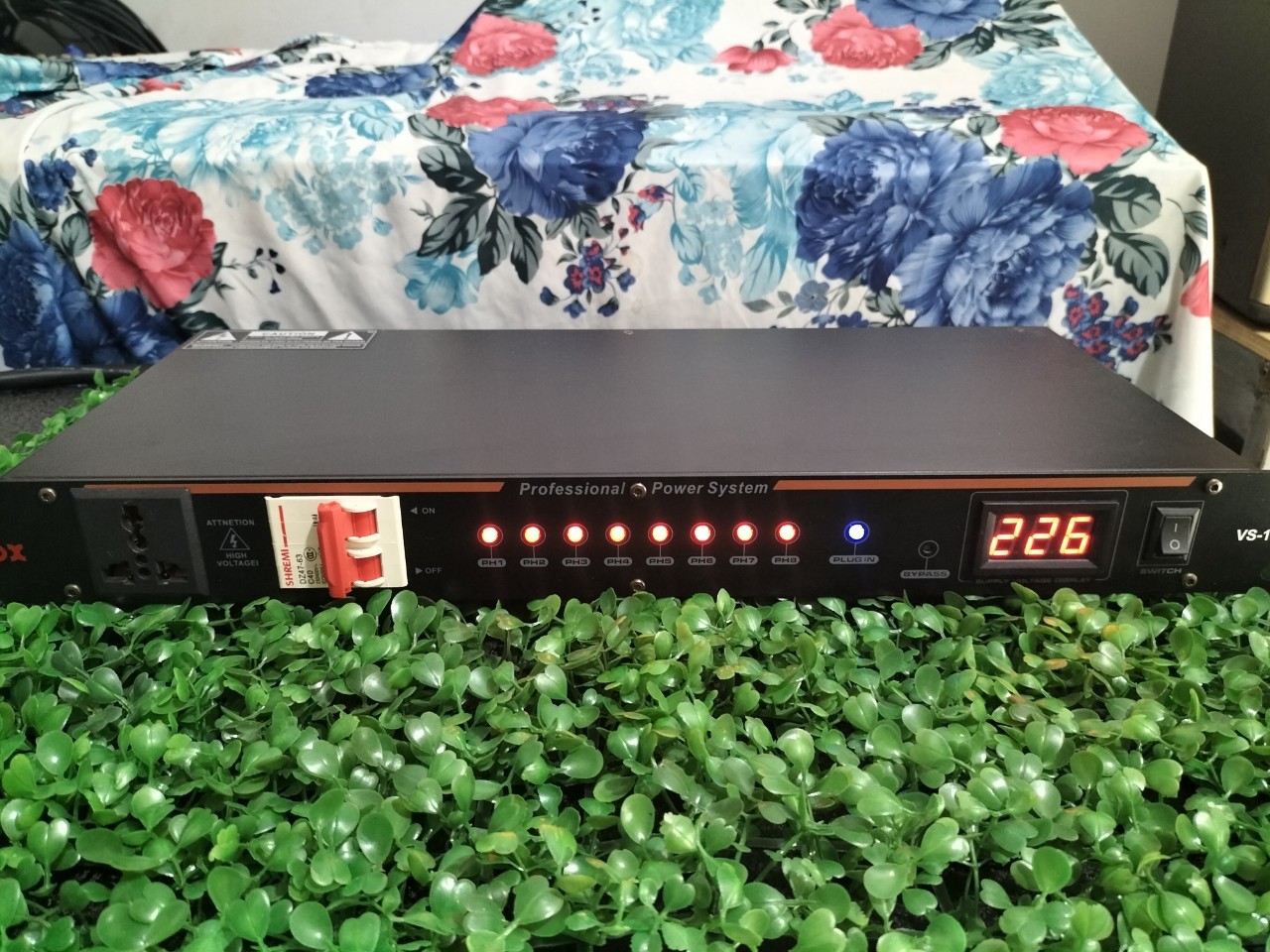 quản lý nguồn điện dbx VS1030