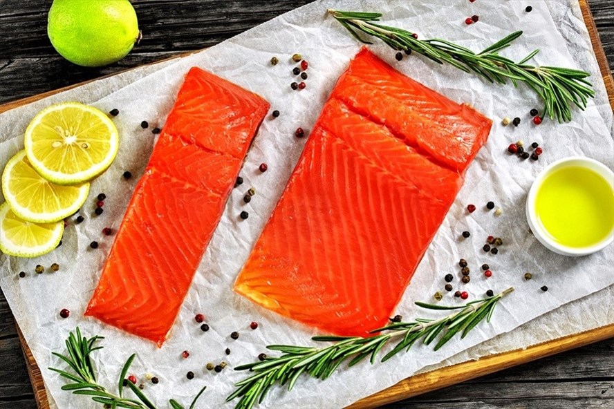 Cá Hồi Cắt Khúc Tân Hải Hòa Khay 300G [Chỉ giao TP.HCM]