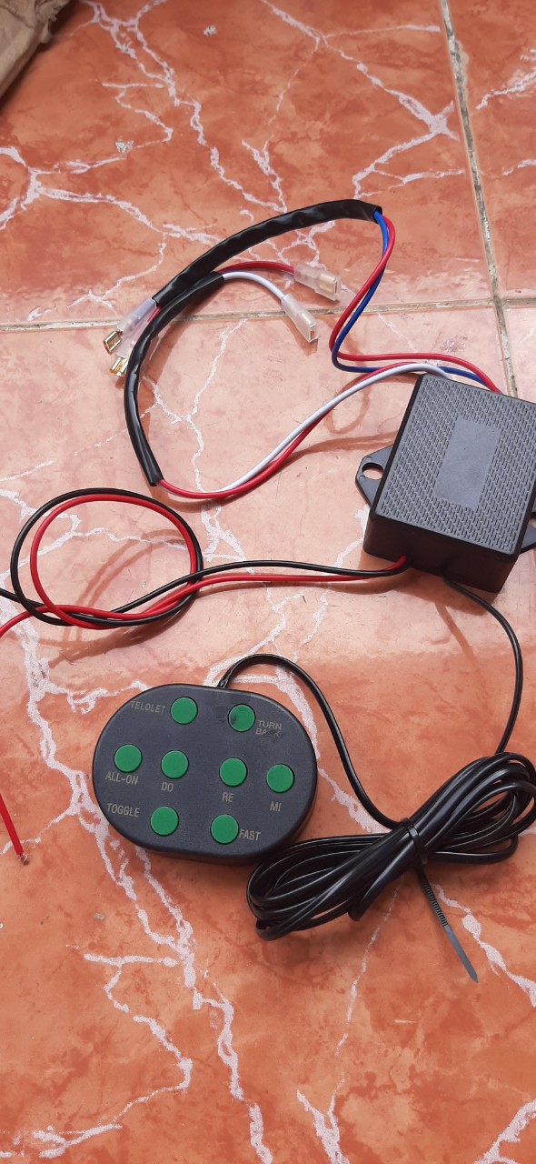 Khiển còi  8 nút bấm