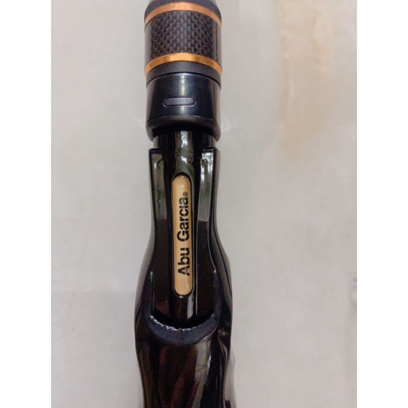 Cần lure abu pro max siêu tải cá ngọn  M  (cam kết bán hàng chất lượng có bảo hành)