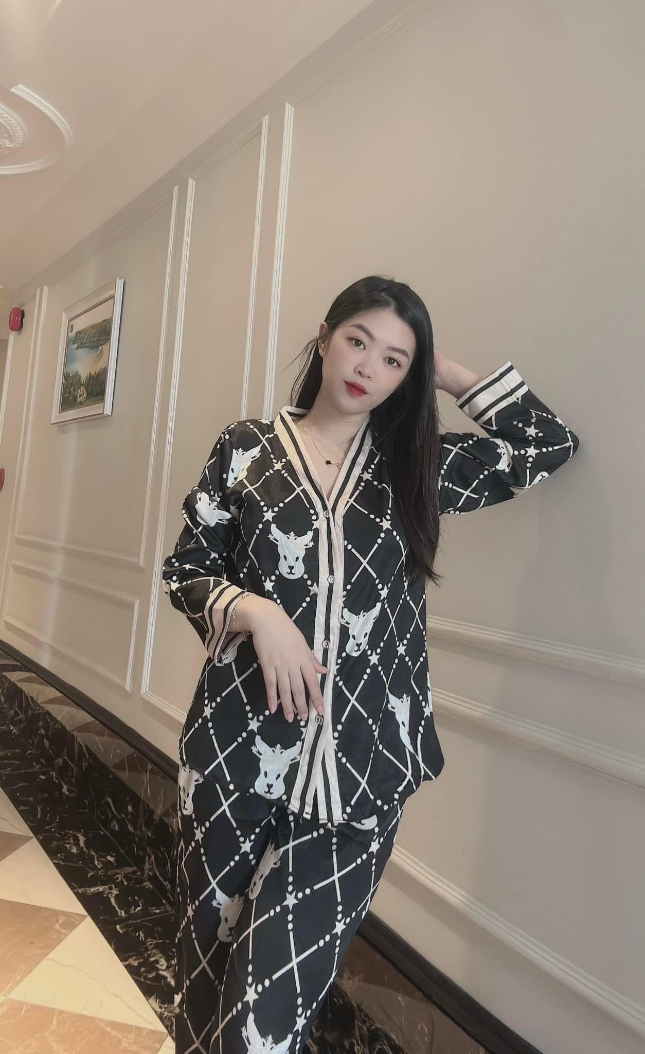 Đồ bộ mặc nhà lụa gấm xước mềm mặc thoải mái - siêu sang