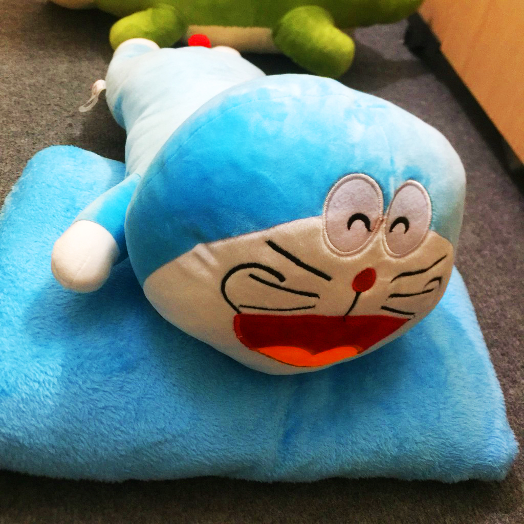 [HCM]Gối Mền Văn Phòng 2in1 Hình Doremon (Doraemon) Miệng Cười (50cm)