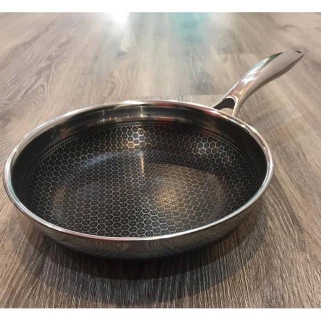 Chảo bếp từ cào không xước T&K Blackcube Size 20cm Hàn quốc, chống dính Daikin nhật siêu bền, chiên rán ít dầu - Bảo hành 1 năm