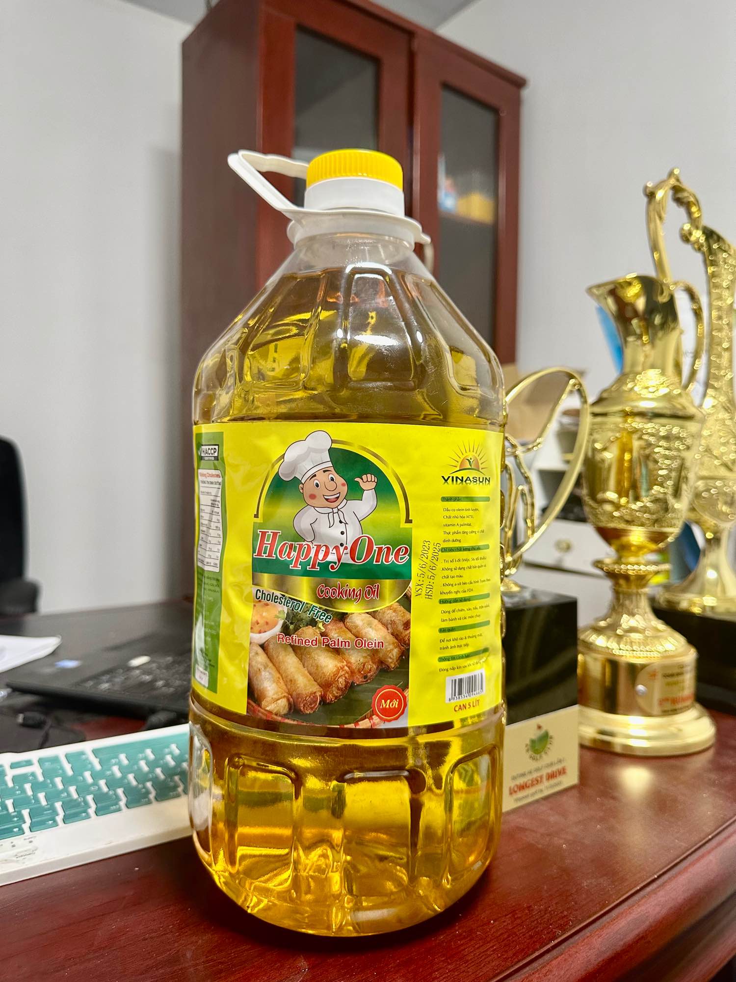 Dầu ăn happy one 5l