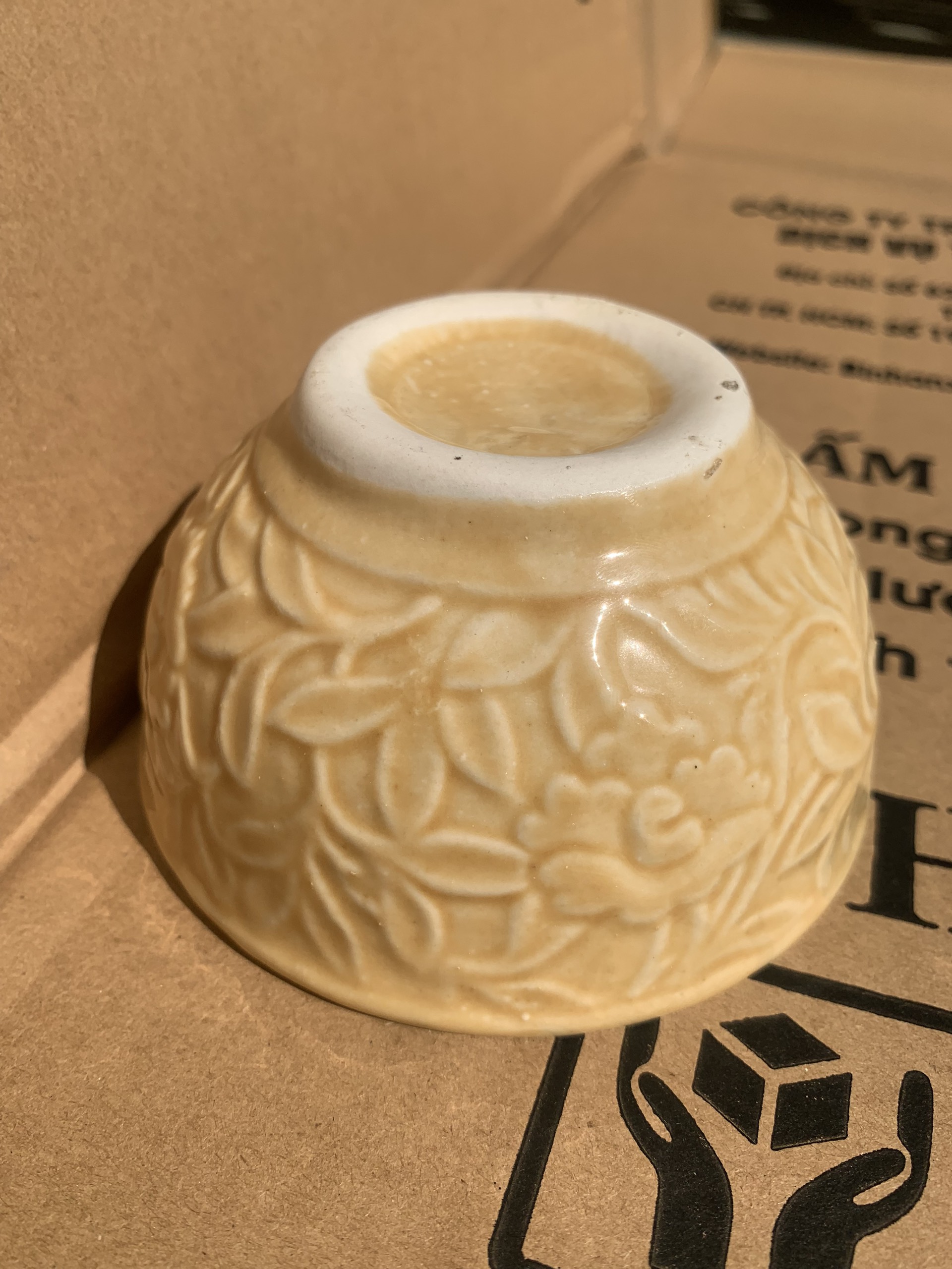 CHÉN MEN VÀNG GỐM SỨ BÁT TRÀNG (DÙNG UỐNG THUỐC, ĂN CƠM)