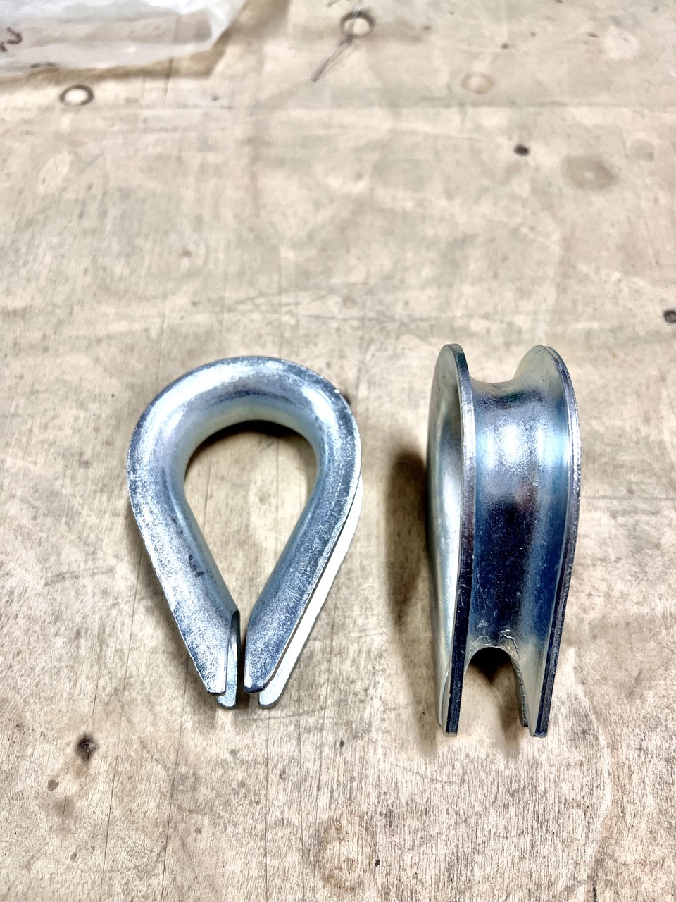 Lót cáp – Khuyên lót cáp – Bẹn lót cáp Ø [ 20mm ]