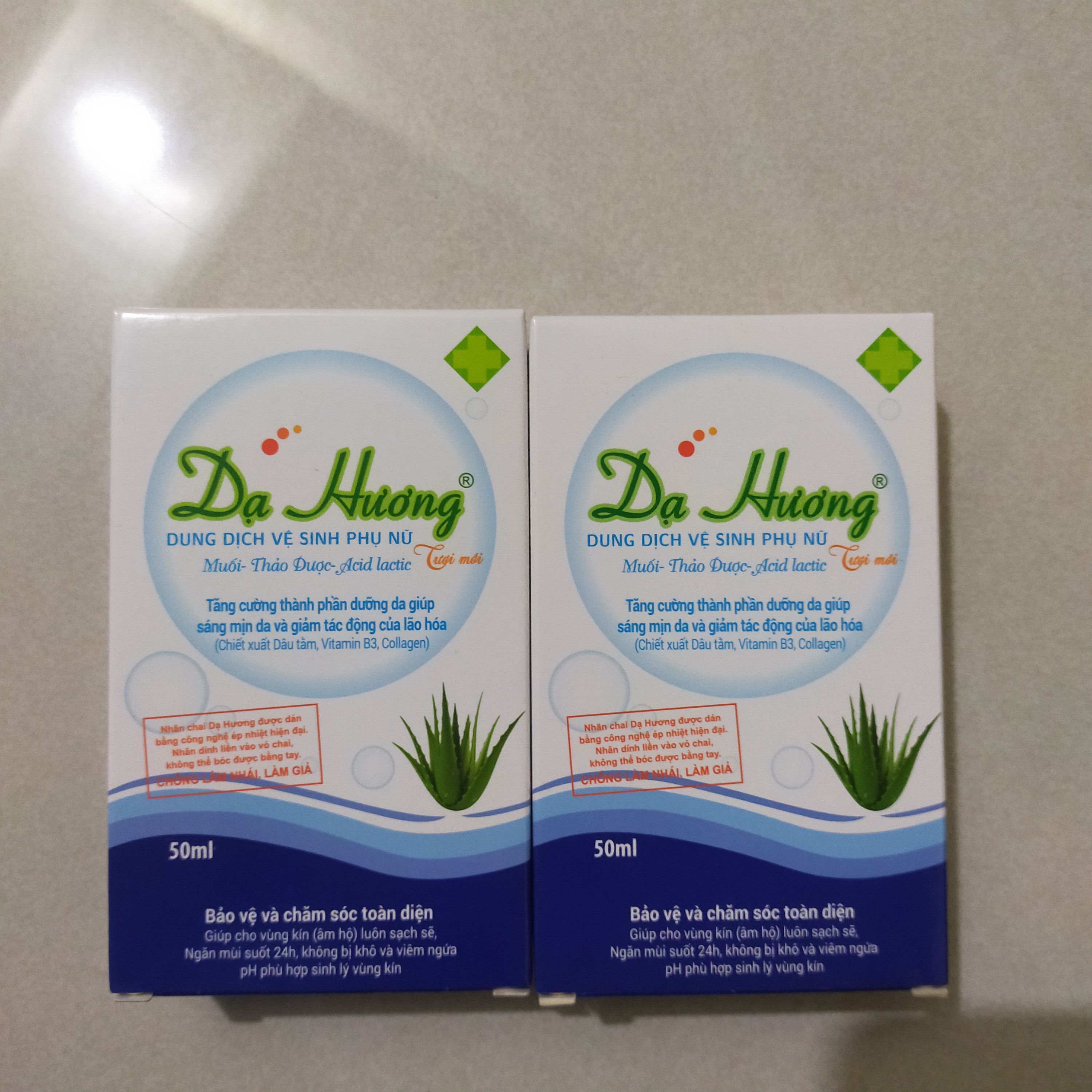 combo 2 chai Dung dịch vệ sinh phụ nữ Dạ Hương 50ml