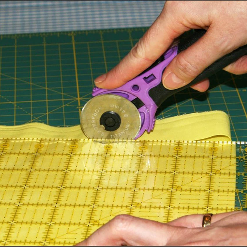 30*15aa 2hướa quil2 a1y kẻ dọa aằn9 nhự1 2ron9 suố2 hình vuôn9 2hướa aắ2 vải 2ron9 a1y 9hép vải