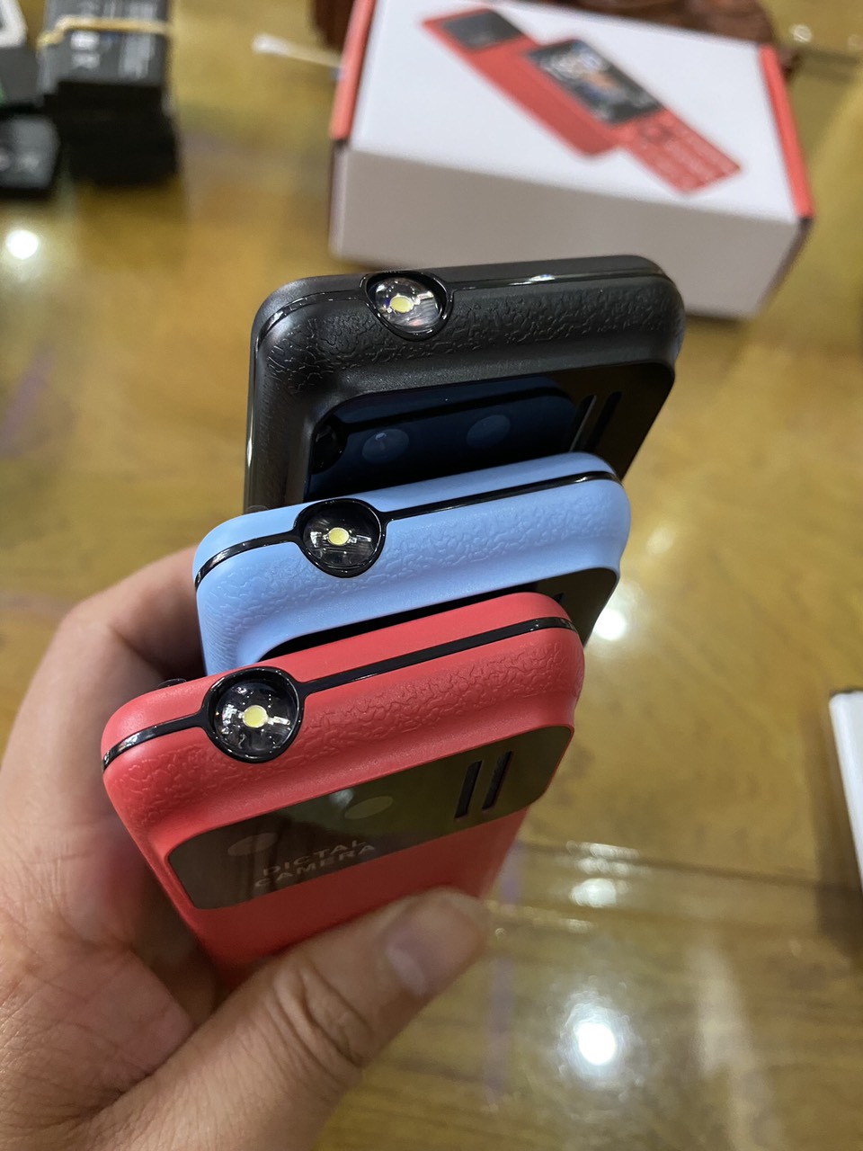 Chia sẻ: 0 ĐTDĐ 3 sim H6