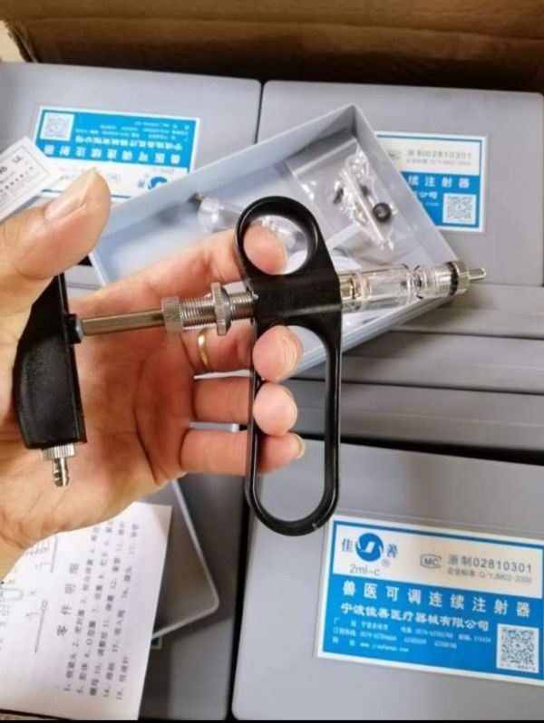 Xi Lanh Tự Động 2Ml Tiêm Gà Vịt - 182
