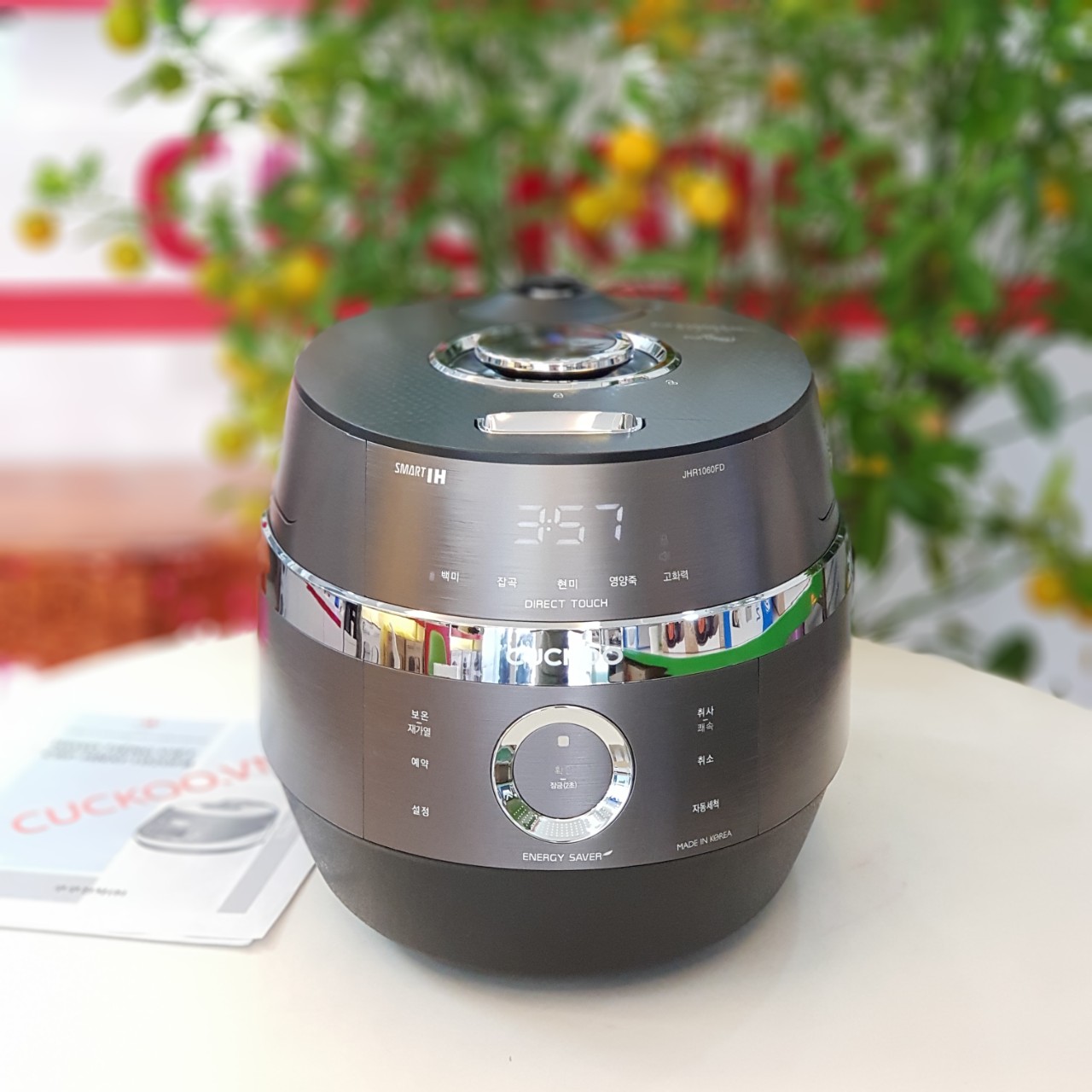 Nồi cơm điện cao tần Cuckoo CRP JHR1060FD 1,8L