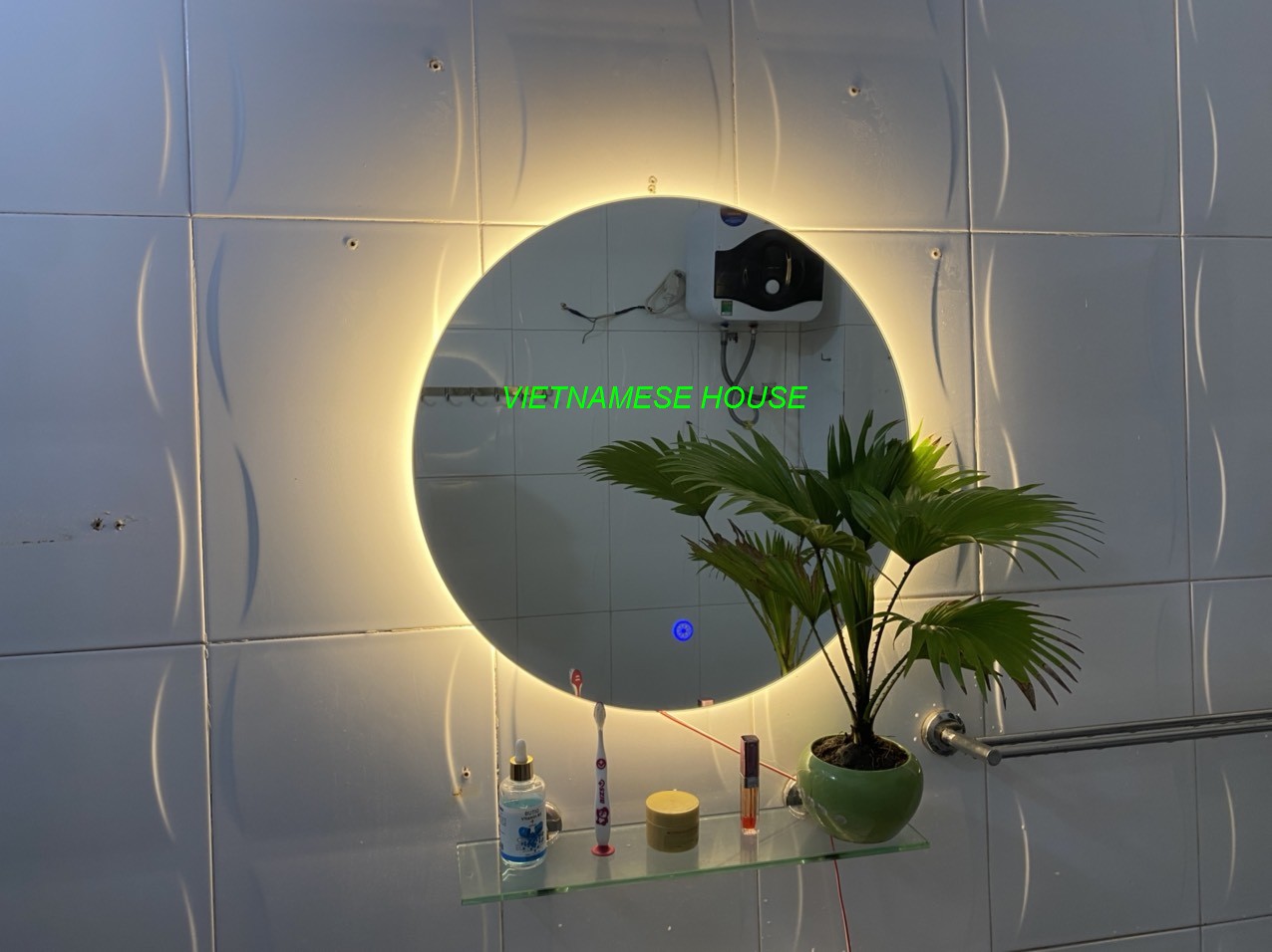 (Giá Xưởng) Gương tròn D40.D50 đèn led cảm ứng (Vietnamese House)