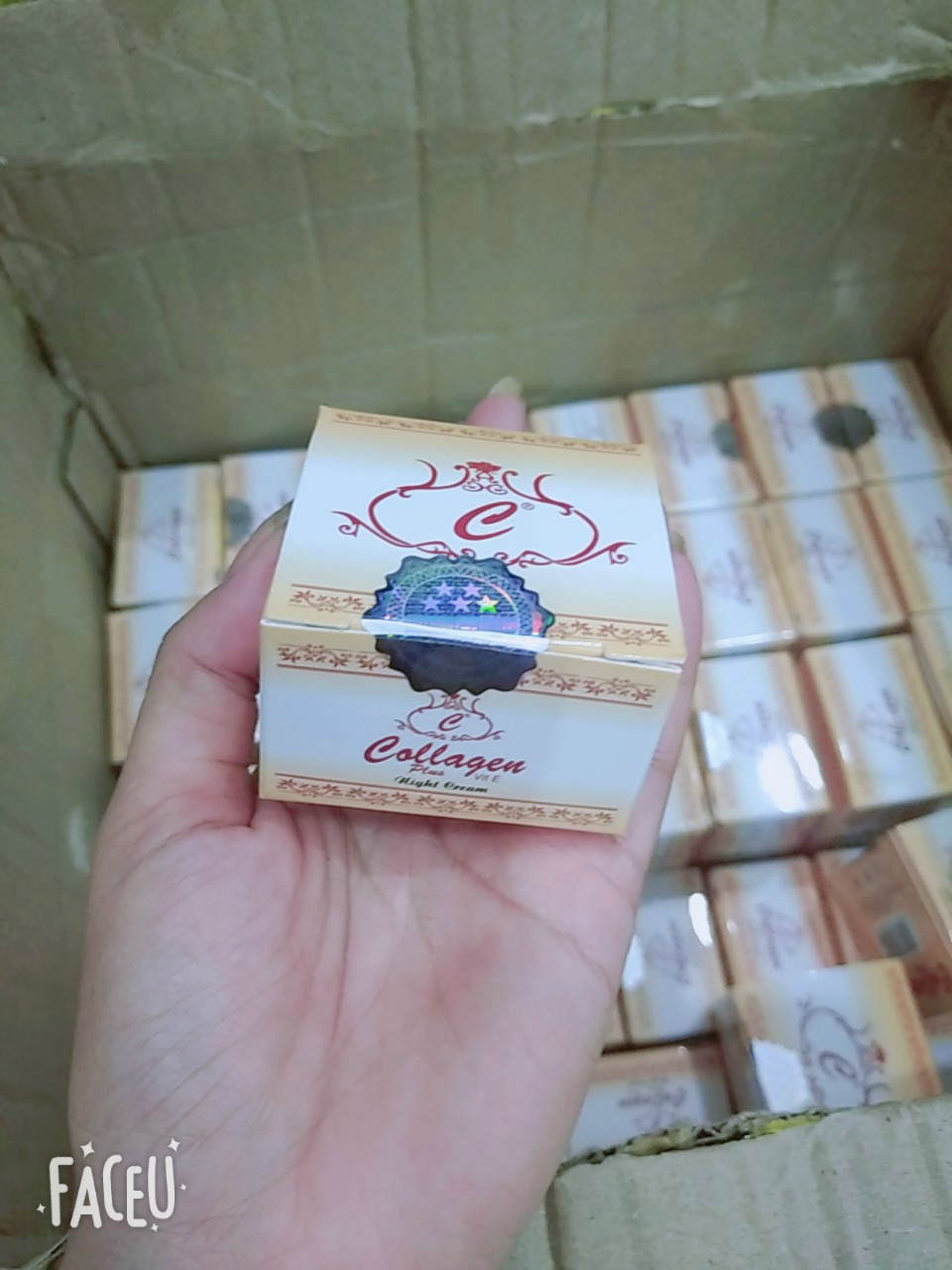 Kem ĐÊM collagen Plus vit E (KEM MÀU TRẮNG).