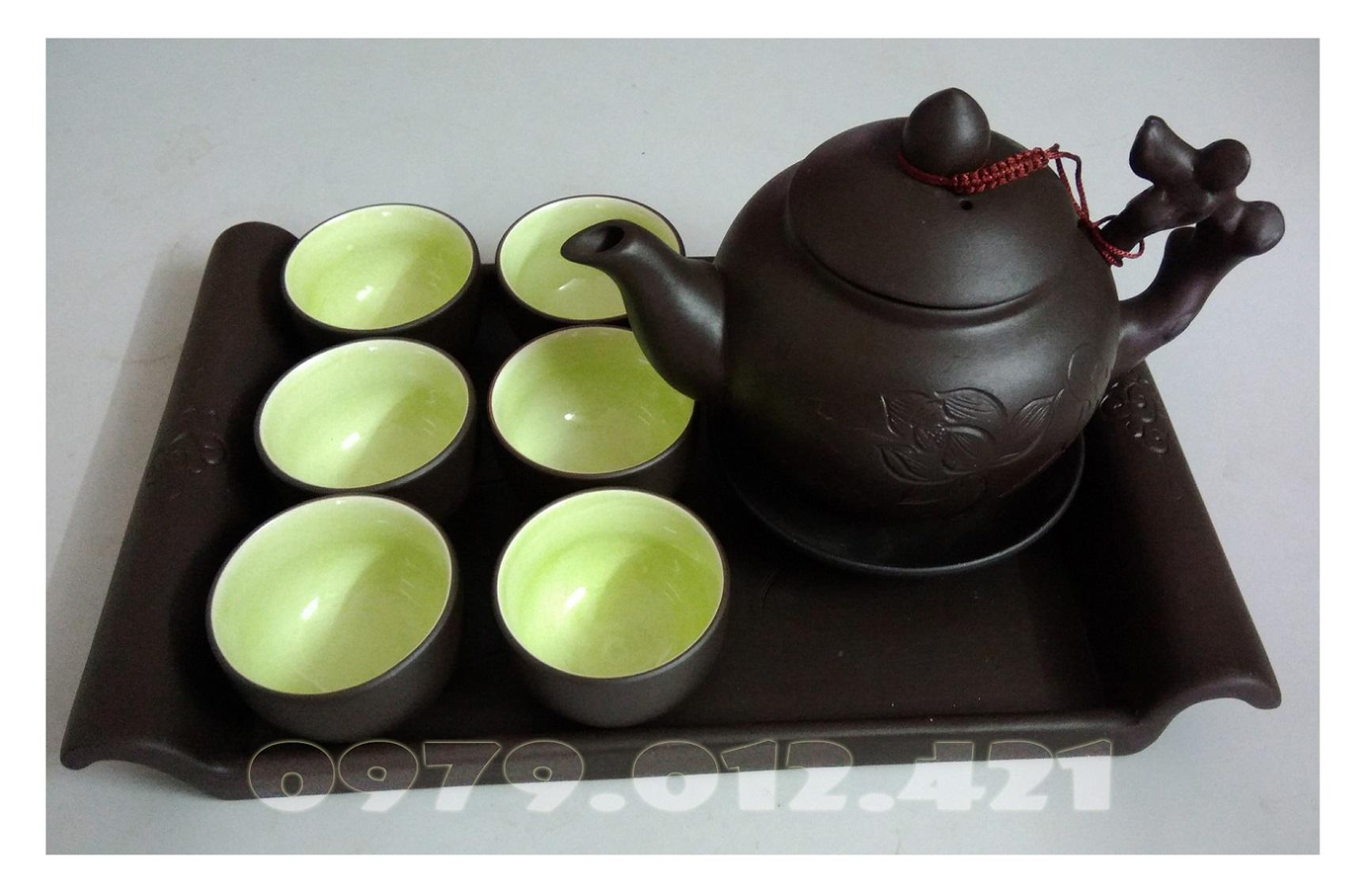 Bộ ấm chén khắc chìm khay hình chữ nhật Bát Tràng