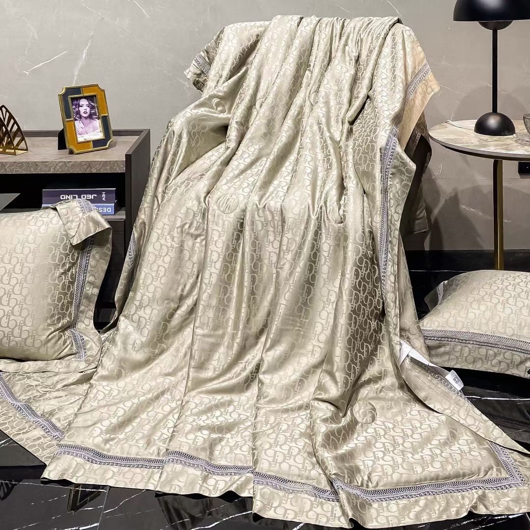 Chăn Hè Lụa Tencel Siêu Cấp Thương Hiệu - Chăn Lụa Mỏng Cực Mát Tencel 100% Nhập Khẩu Cao Cấp Size 200x 230