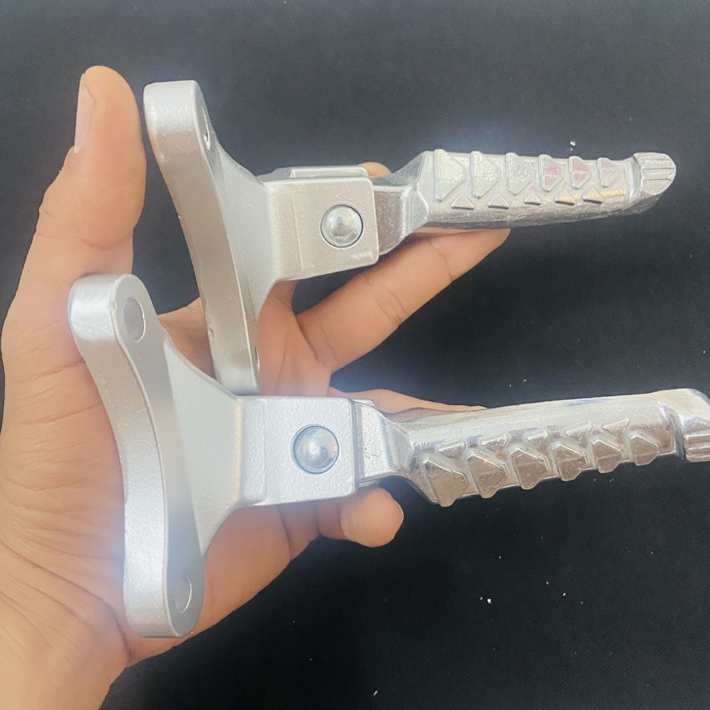[NÂNG CẤP] TRỌN BỘ GÁC CHÂN SAU EXCITER 150 KIỂU RAIDER GẮN NHƯ ZIN (MÀU BẠC)