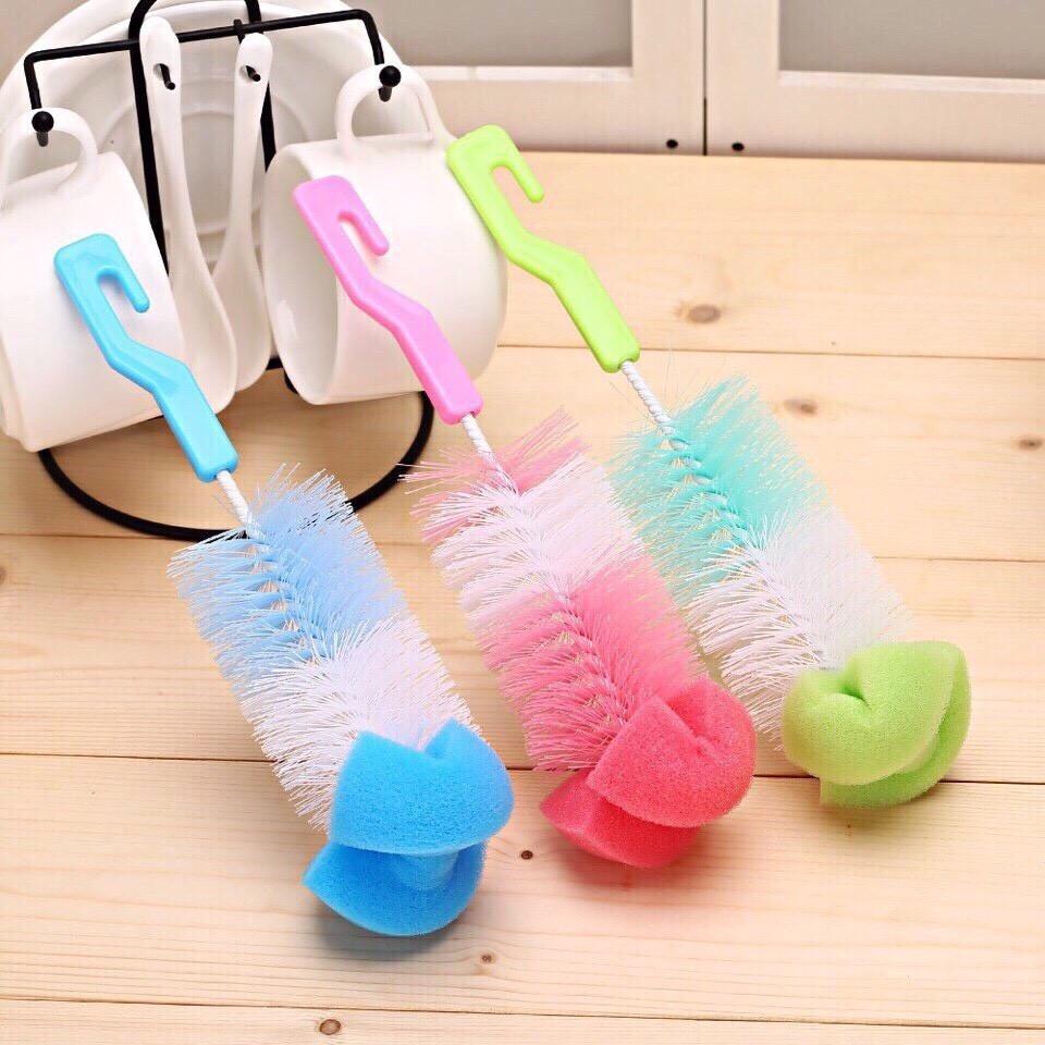Cọ bình sữa và núm ty Moon BaBy