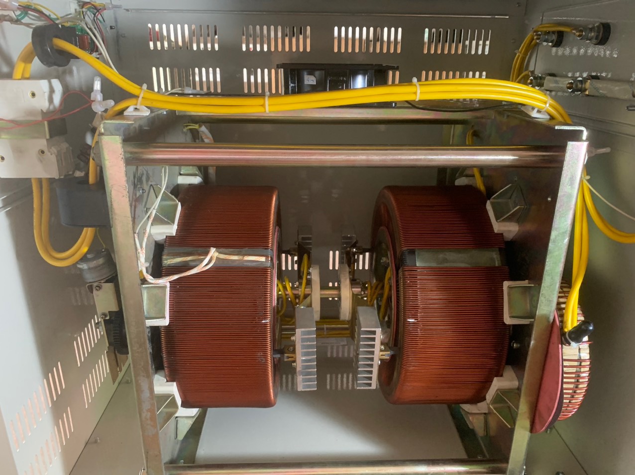ỔN ÁP STANDA RD 20KVA/1PHA (50V-250V)