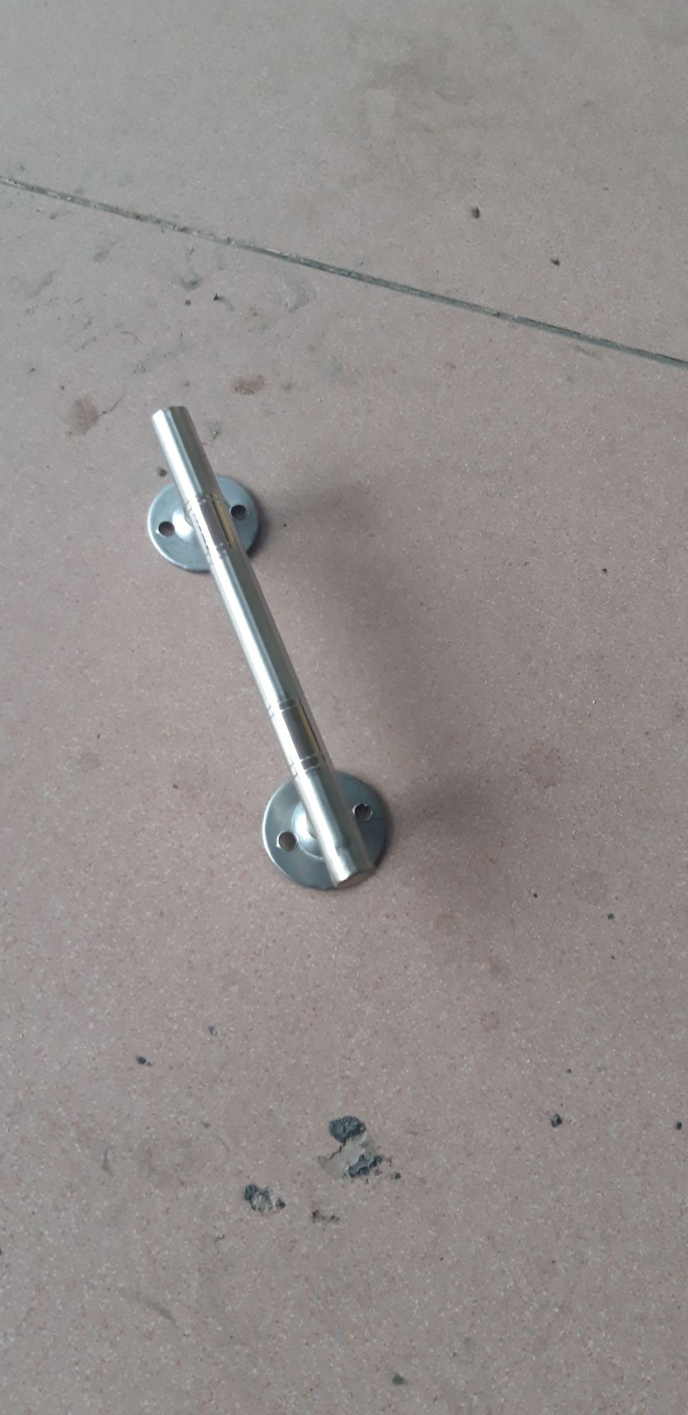 Tay nắm cửa tủ inox 96 mm