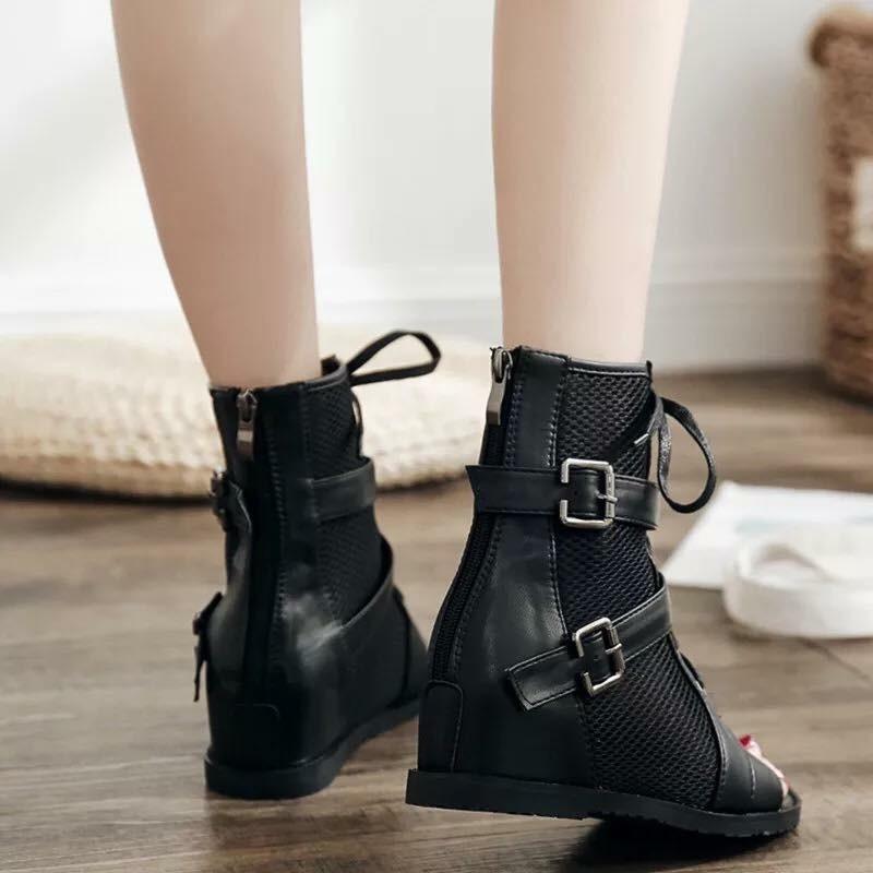 Giày boots hở mũi 2 khóa siêu chất và siêu đẹp