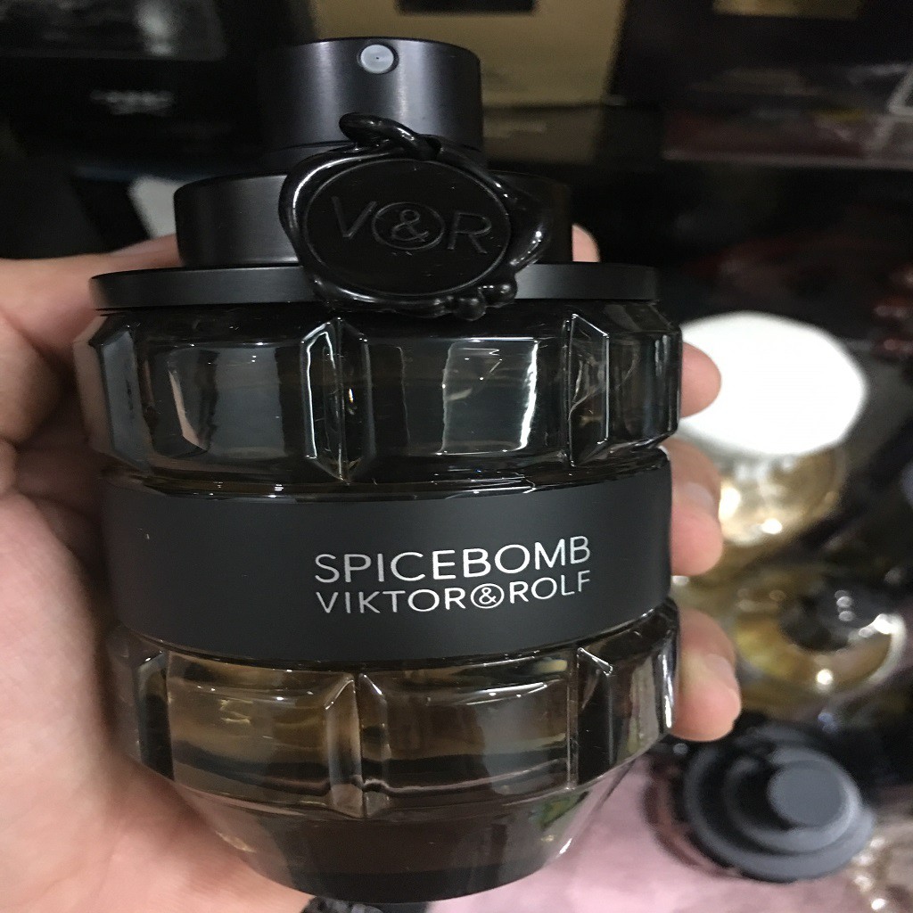 Mẫu Thử Nước Hoa Nam Viktor&Rolf Spicebomb (5ml/10ml/20ml)
