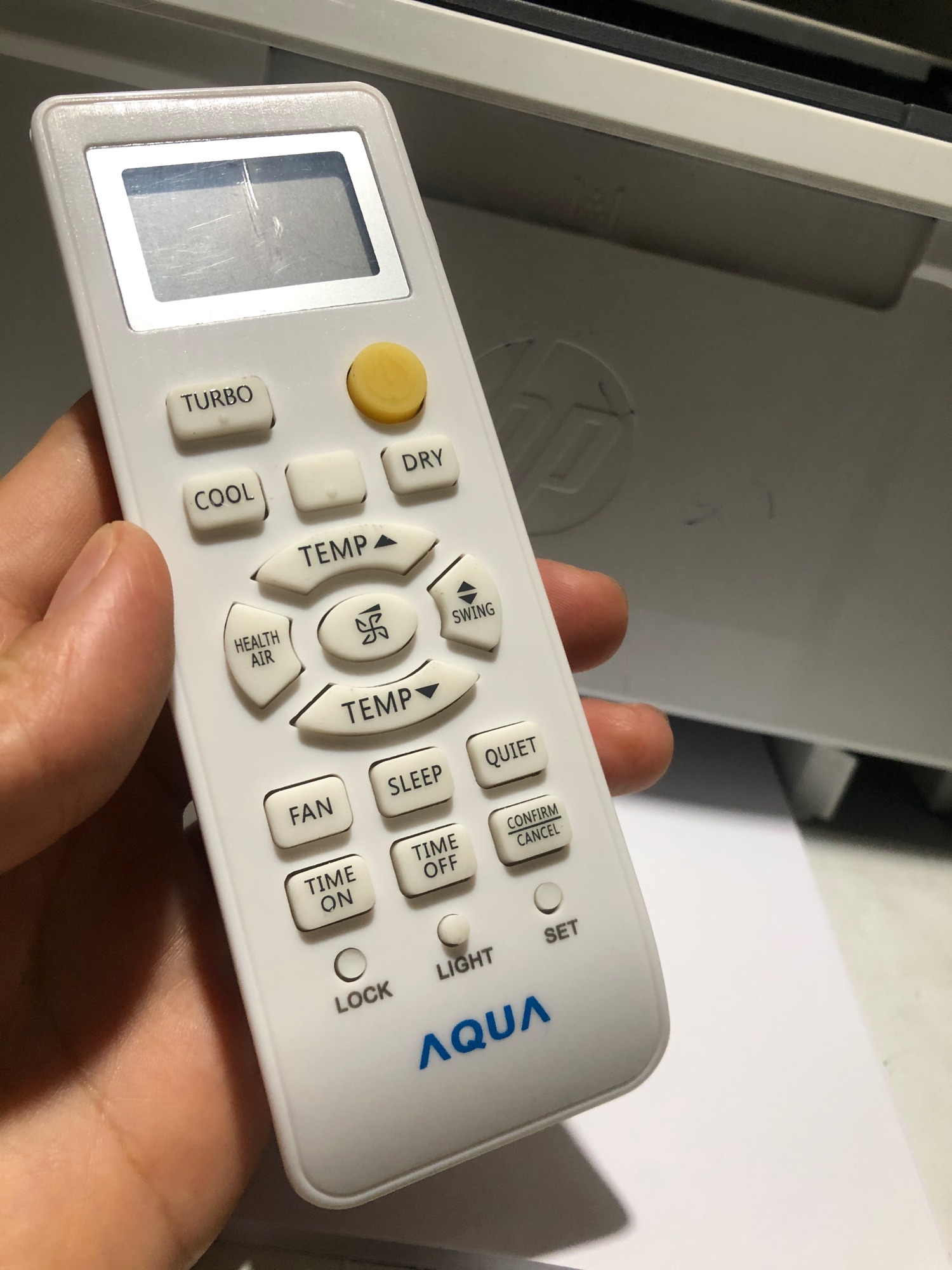 Điều khiển điều hoà AQUA