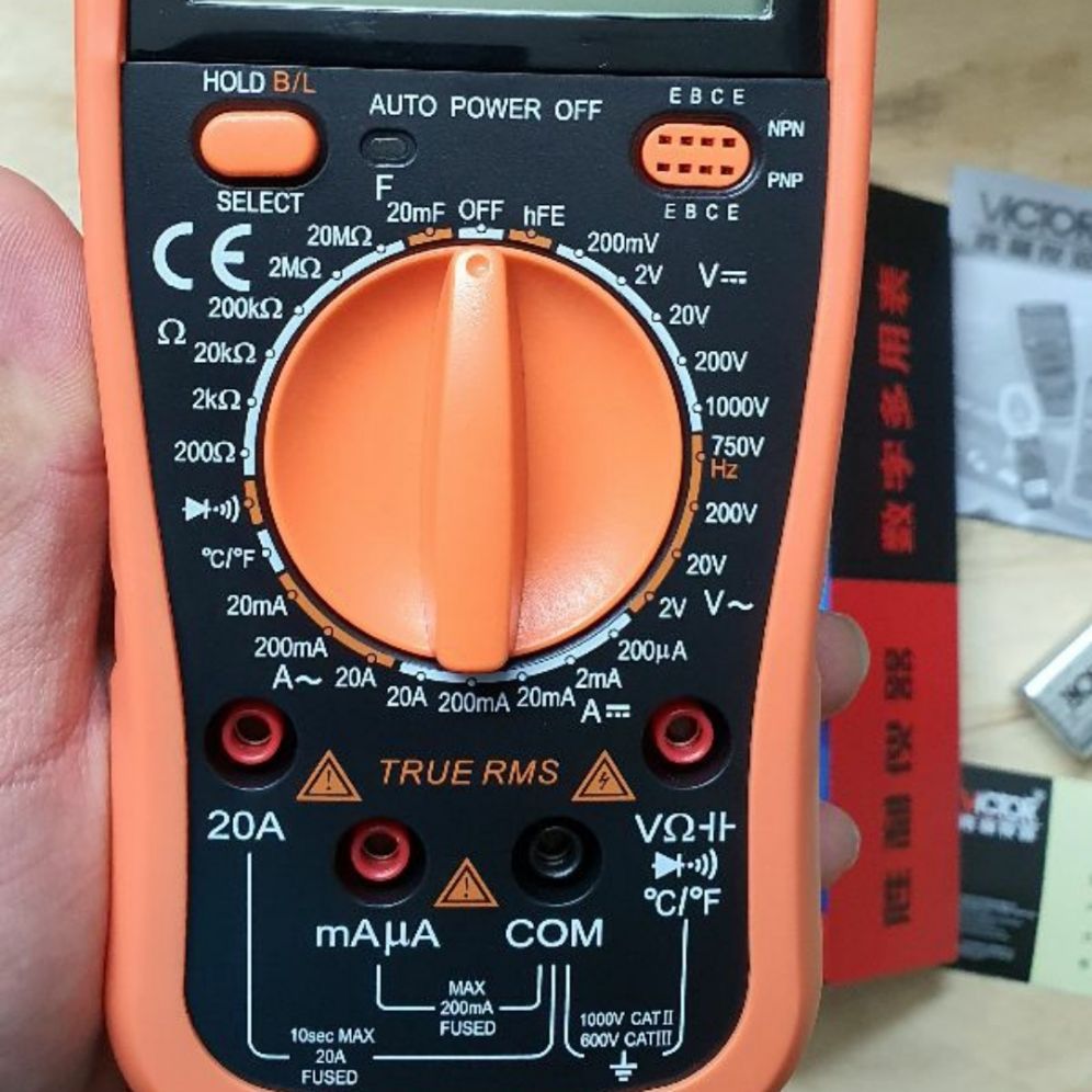 Đồng Hồ Vạn Năng 890C